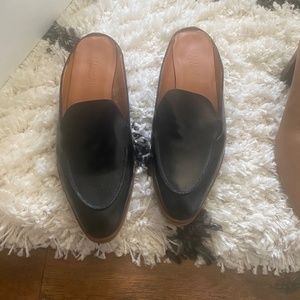 Everlane slides